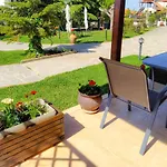 Sunday's Family House/apartment Nyaraló *