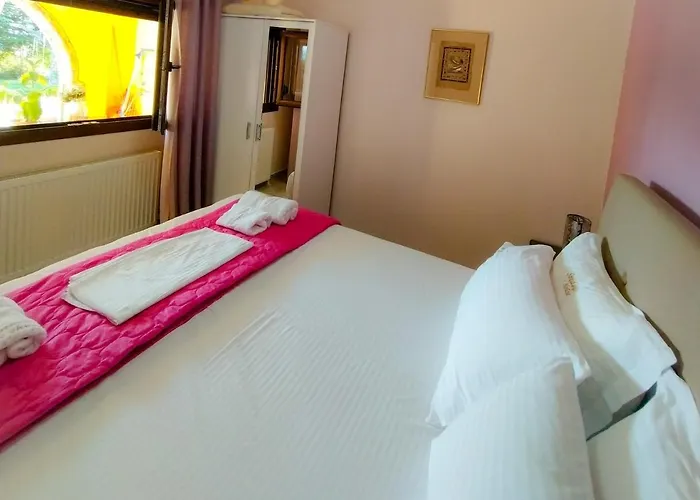 Sunday's Family House/apartment * 尼基季